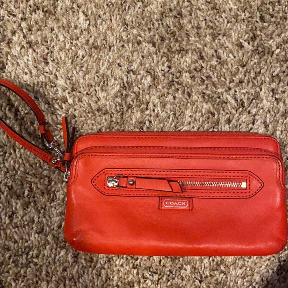 Coach wristlet wallet